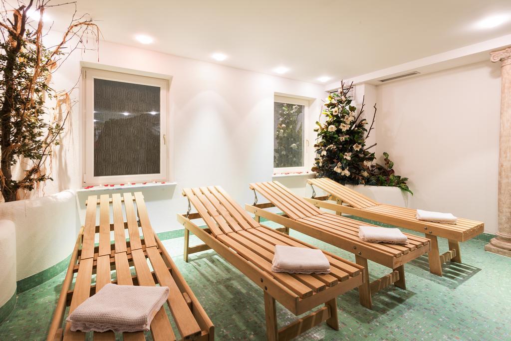 סן לאונרדו אין פסיריה Hotel Klotz מראה חיצוני תמונה