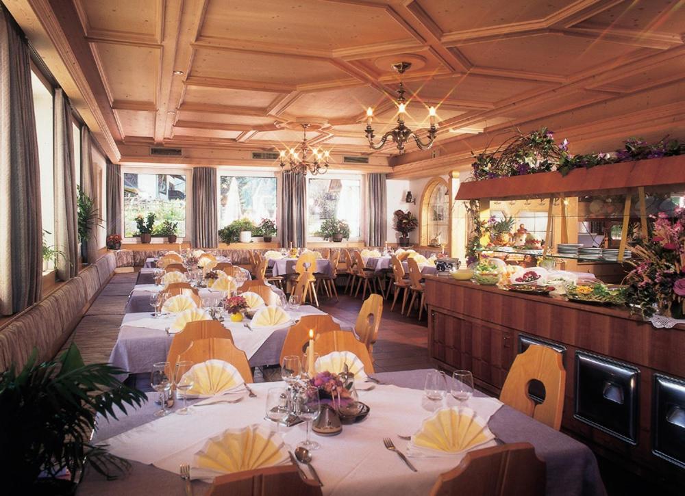 סן לאונרדו אין פסיריה Hotel Klotz מראה חיצוני תמונה