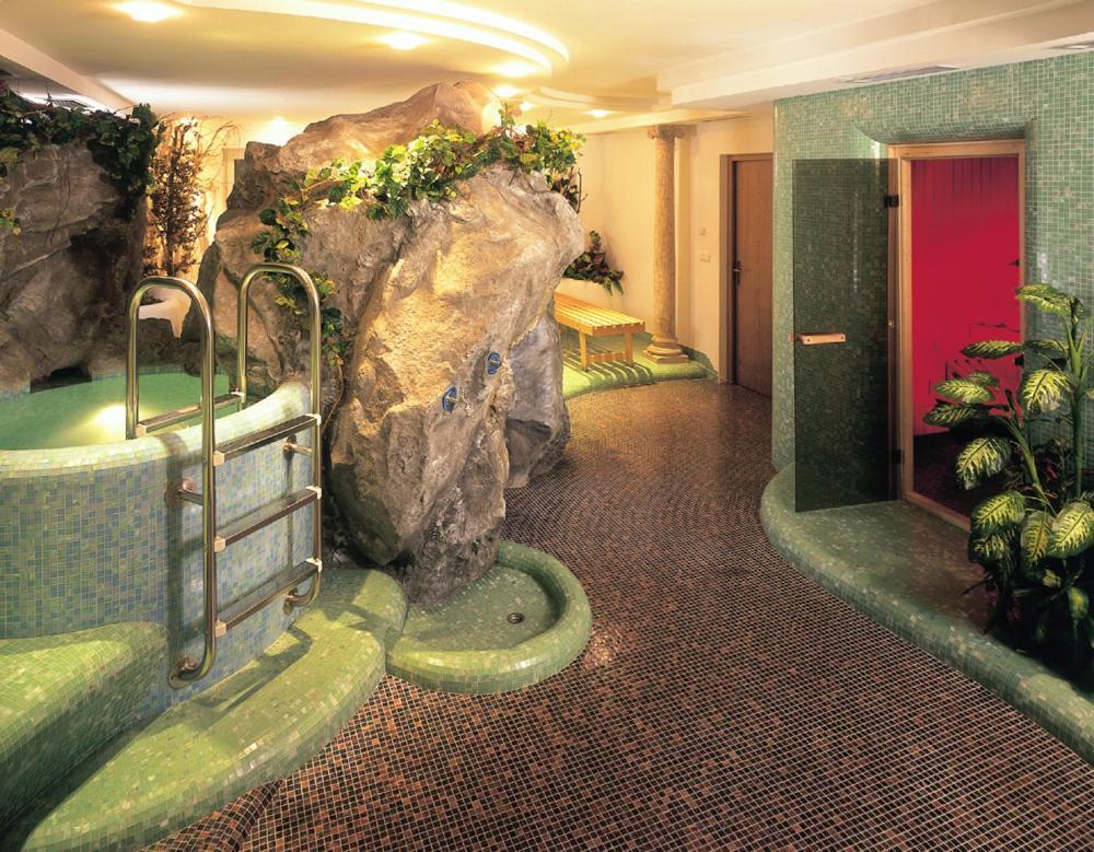 סן לאונרדו אין פסיריה Hotel Klotz מראה חיצוני תמונה